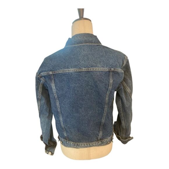 Old Navy Trucker Denim Jacket - Picture 4 of 9